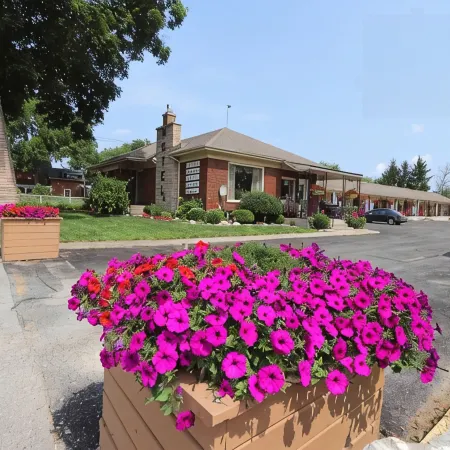 Park Place Motel & Suites