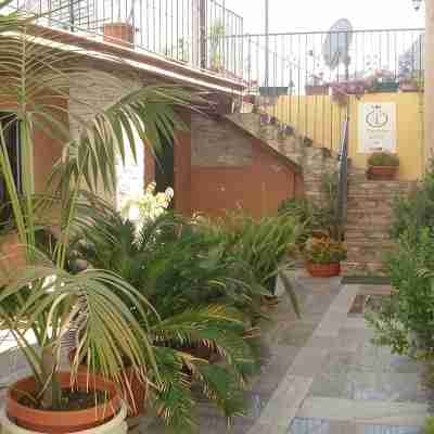Guest House Il Giardino Segreto Hotel Exterior