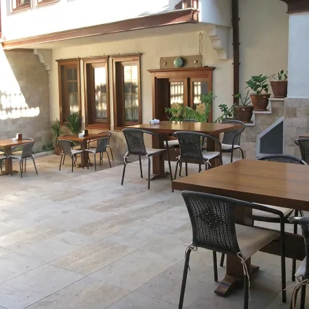 Simre Hotel