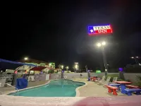 Texas Inn and Suites Raymondville - Pools