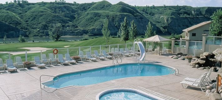 Paradise Canyon Golf Resort Hotels in Lethbridge