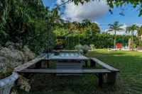 Ultimate Fifa Villa W/ Soccer Field, Pool, Sauna, Games & Concierge Services! -  Holiday Villas