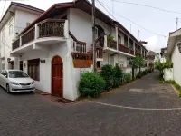 Wijenayake's - Beach Haven Guest House - Galle Fort - Wifi