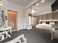 Hotel Villa Groff Hotels in Ora