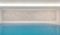 Park Hotel Bellevue - Pool
