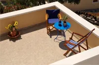 Panorama Oia Apartments - 3-Star