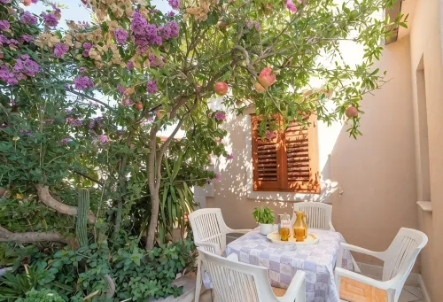 Apartments Longo - 3-Star