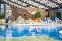 Marine Holiday Park - Pools