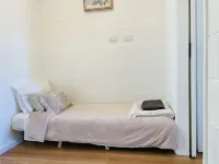 Family Beach Stay with Ocean Glimpses 2 Mins Walk to Beach - キッチン