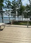 Lakeside Retreat Entire House Inground pool, kayaks, dock - 4-Star