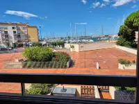 Studio cabin cap d'agde with view of old port - 2-Star