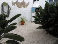 House Peniche Portugal 200 meters from the beach 8 people bairro do Visconde