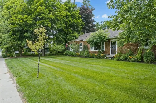 Beautiful 3 BR Cedar Ranch Home with Awesome Master and Cooks Kitchen