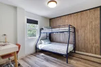 Charming 2-bedroom apartment with WiFi in Tannersville, Minutes from Camelback