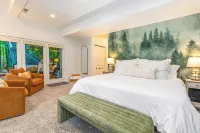 Treehouse: Hot Tub! Firepit! Cozy, Secluded, + Spacious. - 4 estrellas