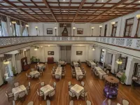 Hotel Suisse Kandy - since 1890 Hotels near Natha Devale
