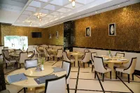 Venizia Sarovar Portico - 4 estrellas