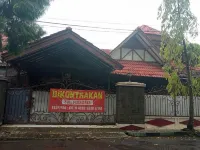 Homestay KenzieFaiz - 2 stelle