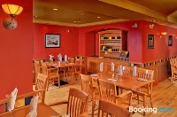 Banff Ptarmigan Inn - พร้อมอาหารเช้า