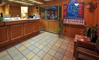 Nampa Inn & Suites