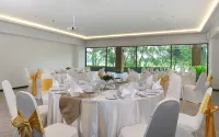 โรงแรมทินิดี บางกอก กอล์ฟ คลับ - พร้อมอาหารเช้า