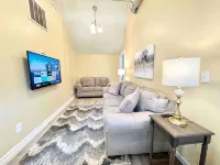 4 bedrooms & 3 bathrooms | Entire Home For Families 🏠 - บังกะโล