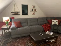 A second floor apartment with en-suite near UNE, Southern Maine beach’s. - Apartments
