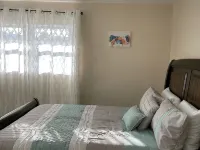 1 Bedroom near Red Hook St Thomas VI Hotels in Nazareth
