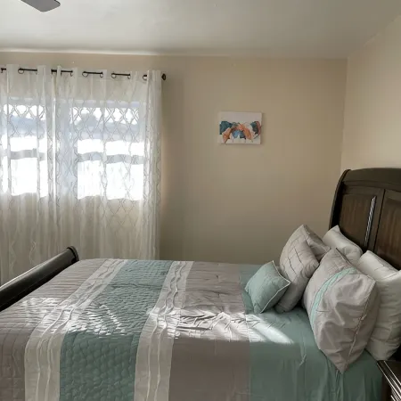 1 Bedroom near Red Hook St Thomas VI