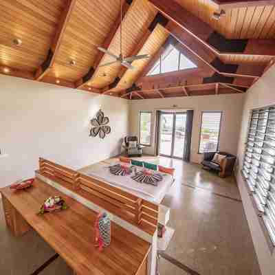 Three Palms Beachfront Villa Rooms
