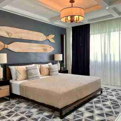 5 minutes Beach apt with Parking, Pool and Jacuzzi. Rooms