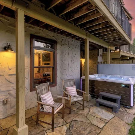Eagle-Vail Townhome w/ Private Spa! - Minutes from Vail and Beaver Creek!