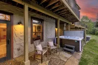 Eagle-Vail Townhome w/ Private Spa! - Minutes from Vail and Beaver Creek!