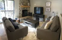 Walk to Main Street - 4 Bed 3 Bath Sleeps 11 - Close to Copper/Breck/Keystone - 3성급