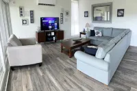 Updated 1Br/1BA - "Hillside Getaway"