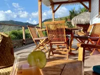 New villa with swimming pool, magnificent view of the caribbean sea, 1 'from the beach Hoteles en Les Anses d'Arlet