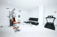 Tamansari Mahogany Apartemen by 7Rm - Gym
