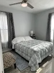 Modern 2 Bedroom 1 Bathroom Home - บังกะโล