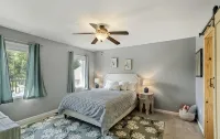 5 Bdrm Dog Friendly, Lake Access Getaway w/Playground, Fire Pit & More - 4-Star
