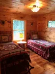 Log Home Nestled Between The White Mountains and The Lakes Region - Pools
