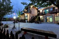 Yeongju Buseoksa Maple Pension - Homestays
