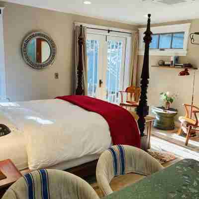 The Roost - Garden Studio Rooms