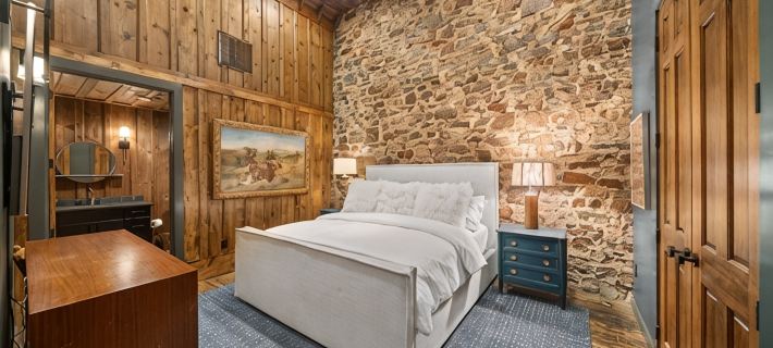 THE URBAN COWBOY | Historic loft meets the spirit of the cowboy Ξενοδοχεία στην πόλη Llano County