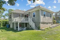 Ocean Views, Walk to Beach, Central AC, 4 Car Off Street Parking - Bungalows