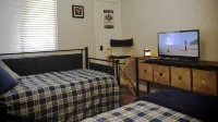 Ski In/Out - 1st floor - clean & cozy "Cinema Condo" - Balkoner