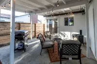 Wlk2dtown, Kng bds, WrkSpace, WiFi, FPit, Dogs - 3-Star