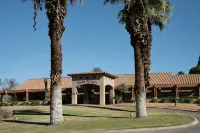 Desert Oasis Walking Distance to Festivals. Pet Friendly! - 3성급