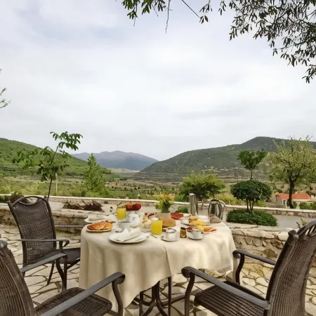 Menalia Villas & Suites KTIMA KOUMPOURI