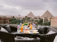 Tuya pyramids inn - spa