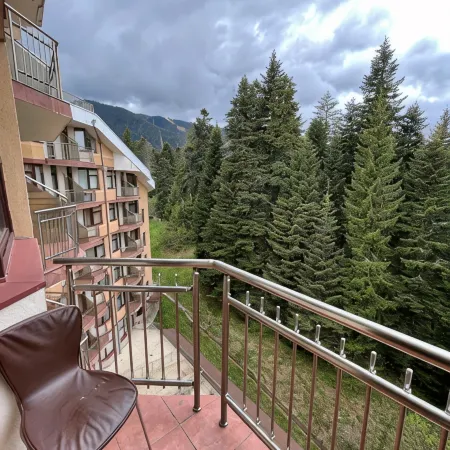 Persey Flora Apartments
